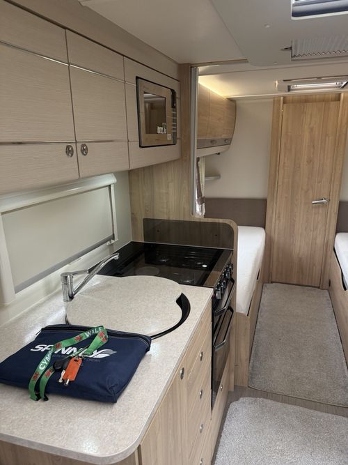 2017 Elddis Rambler 4 Berth Caravan — image 9