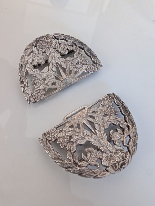 London 1978 Vintage Nurses Buckle Sterling Silver - Hallmarked — image 6