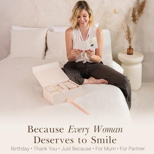 Christmas Gifts for Women - Luxury Pamper Hamper Spa Bath Gift Set for Her — image 2