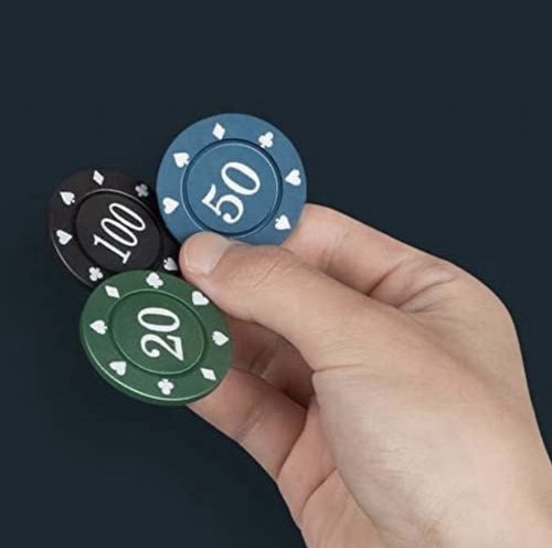 Poker / Casino Chip Set with Case 100pc — image 6