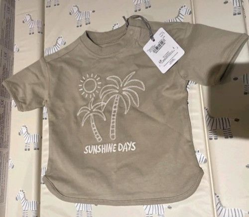 TU Khaki Baby T-Shirt 3-6 Months Short Sleeve Crew Neck Graphic Beach Print