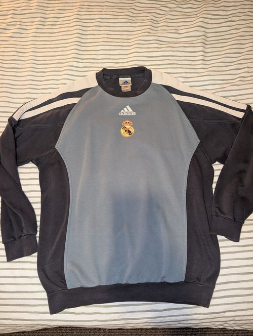 Vintage 2001/02 Real Madrid Adidas Training Sweatshirt — image 1