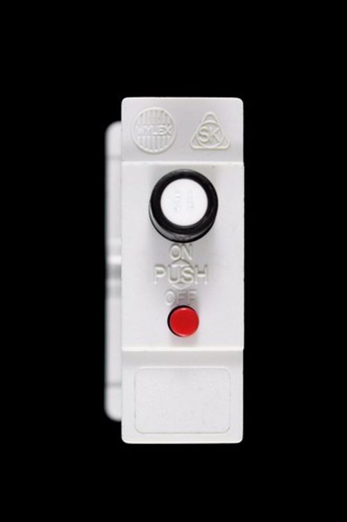WYLEX PUSH PLUG IN 5 15 20 30 45 AMP TYPE B 240V MCB CIRCUIT BREAKER FUSE