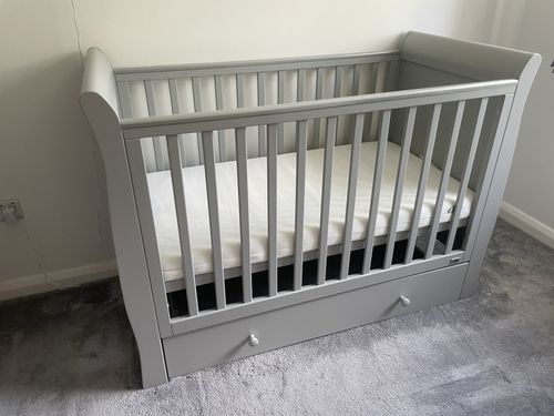 Mama & Papas Cot - Mia Collection In Grey - Excellent Condition — image 1