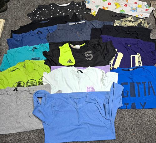 Mixed Clothing Job Lot Bundle Assorted T-Shirts & Tops 15 Units