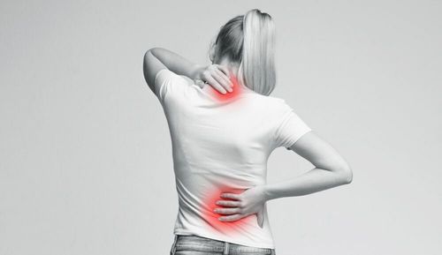 2 x DEEP HEAT SPRAY 125ML MASSAGING INSTANT MUSCLE SPORT INJURY BACK PAIN RELIEF — image 3