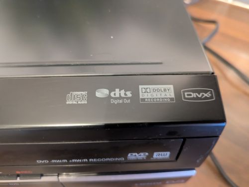Toshiba D-VR18DT Dual Deck VHS/DVD Recorder Combo with HDMI Out DVB — image 4