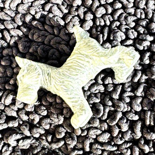 Small Metal Scottish Terrier Dog Ornament Figurine Decorative Ornament