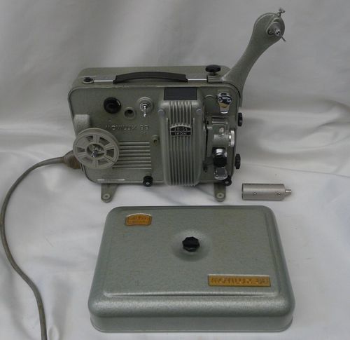 Vintage Movie Making Zeiss Ikon Movilux 8B 8b Projector Tested & Working in Box — image 4