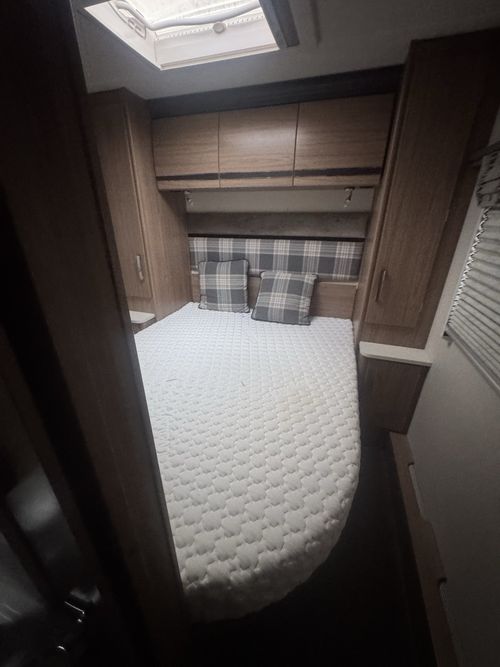 Coachman VIP 545 — image 13