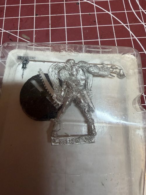 Games Workshop Warhammer 40k Necromunda Mad Donna Escher Hired Gun Metal, Boxed! — image 4