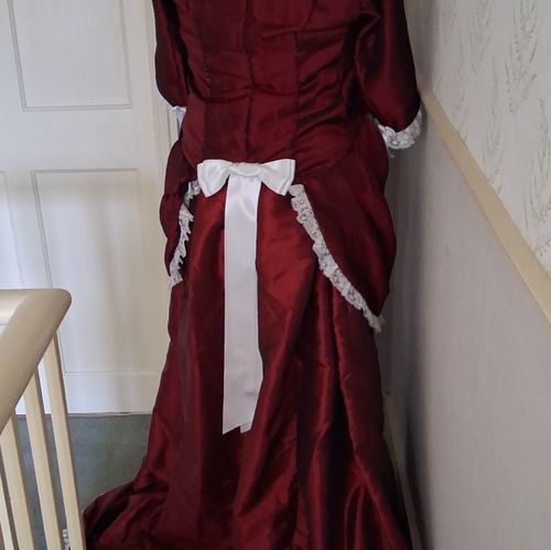 Women's Victorian/Edwardian Red Dress Costume Lace Trim One Size — image 2