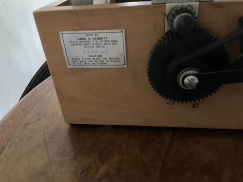 David Barnett Vintage wood Drum Carder Hand Crank wool fibre processing machine  — image 6