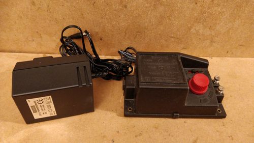 HORNBY R965 CONTROLLER & C.912 TRANSFORMER - MODEL RAILWAY LAYOUT TRAIN  SET — image 2
