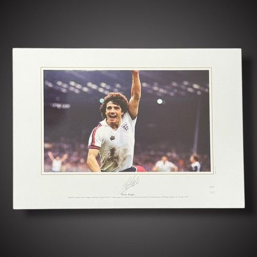 England -Kevin Keegan Hand Signed Photograph Approx Size 16.5x12inches £49.99