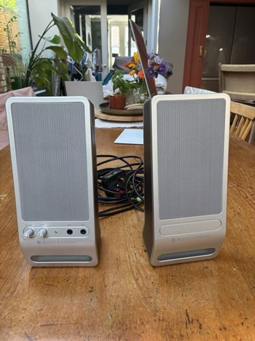 Altec Lansing VS2320 Powered Audio Speaker System Silver Wired Great Condition