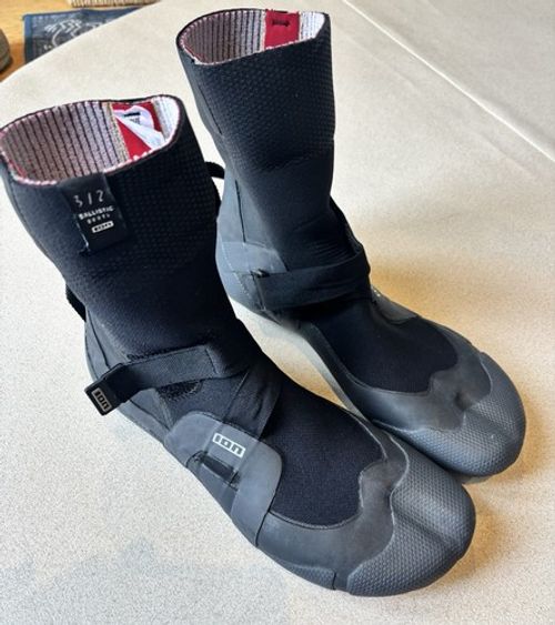 Wetsuit Boots - ION Ballistic 3/2 IS 3mm Uk 9 Watersports boots 