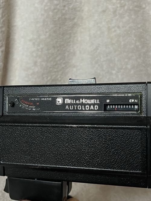 Bell & Howell Autoload Super 8 Film Video Camera Vintage With Batteries & Film — image 4