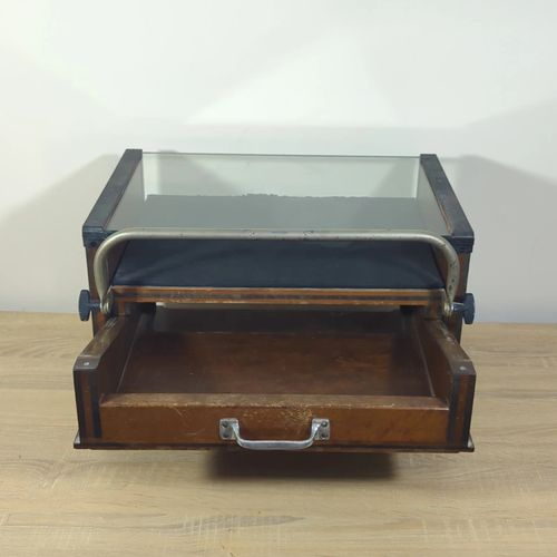Vintage Leica Leitz Wetzlar Enlarging Easel / Framing Box Glass Pressure Plate — image 2