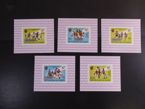 Football I, top collection unc. Series (22) & Special Blocks (101), **/MNH — image 12