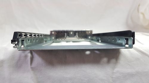 INFORTREND EONSTOR  SAS/SATA Caddy ONLY For Drive Array — image 6