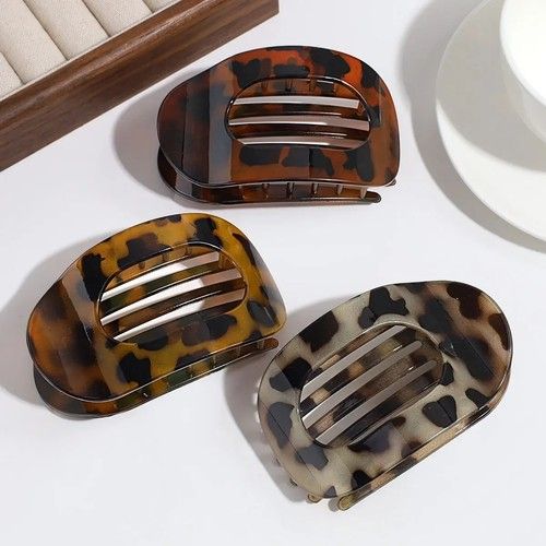 4PCS Flat Hair Clips for Thick Thin Hair, Round Lay Down Claw Clips for Women UK