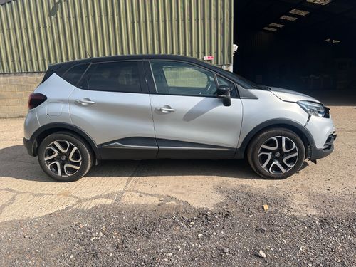 RENAULT CAPTUR DYNAMIQUE S NAV 2018 - PLATE SUV DIESEL — image 1