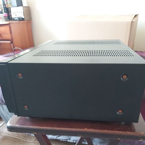 Marantz PM-68 Integrated Stereo Amplifier 95 w x 2 into 8 homes — image 8