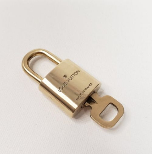 Authentic Louis Vuitton Gold Lock and Key Excellent Shiny — image 9