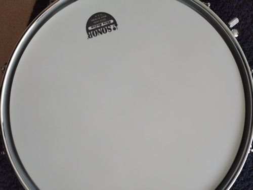 SONOR SSD 0857 14in Brass KOMPRESSOR Snare Drum with Snare Wires & Case — image 4
