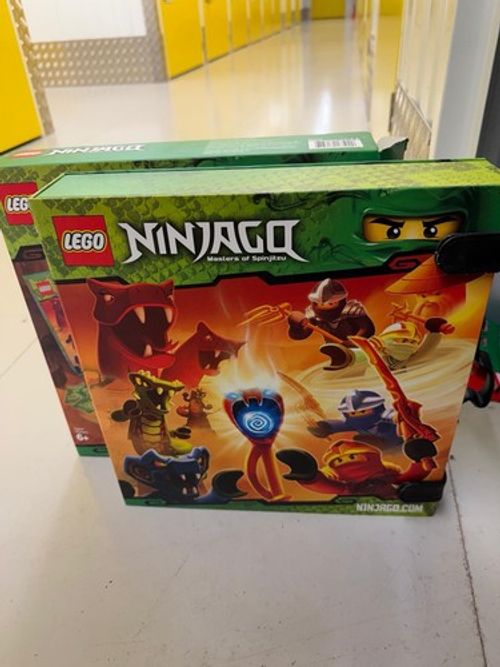 LEGO NINJAGO Spinner Storage Box Carry Case w/ Handle & Card Storage 6+