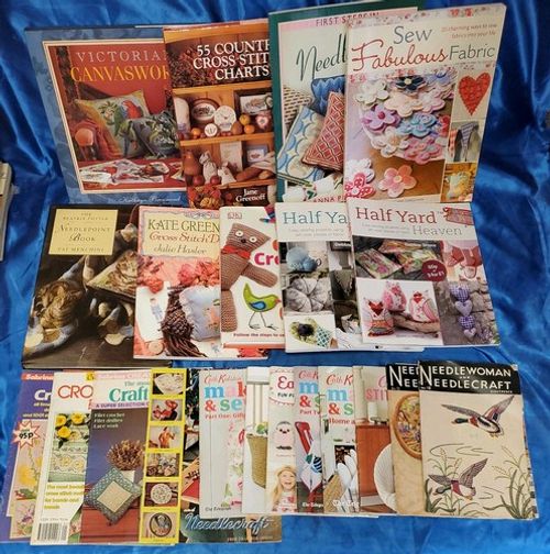 Knitting, Crochet Patterns, Needlecraft  22 x Magazines and books bundle. 
