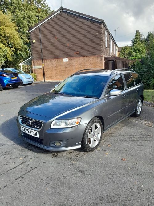 Volvo V50 R Design 2009 — image 2