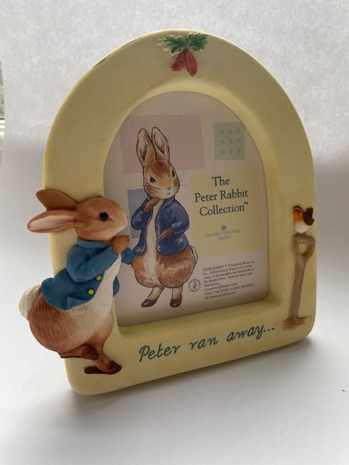 Peter Rabbit novelty photo frame - Border Fine Arts Peter Rabbit Collection — image 2