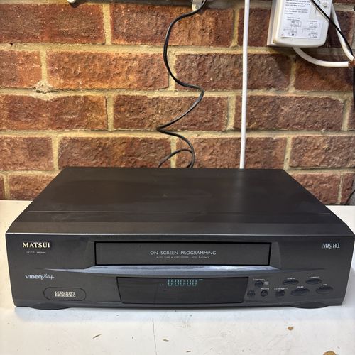 Matsui VP9408 VCR VHS Video Cassette Recorder Player Tested Working no remote — image 1