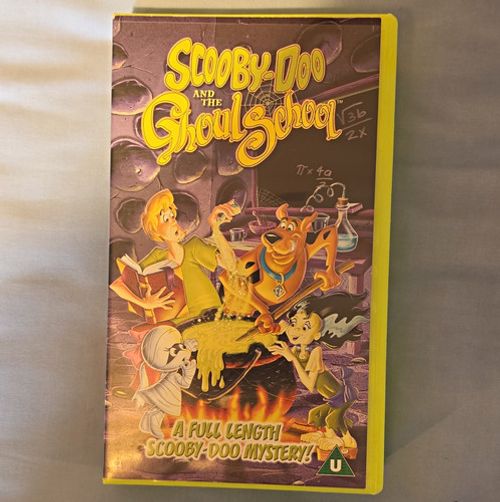 Warner Home Video Scooby-Doo and the Ghoul School VHS Tape U Rated PAL English