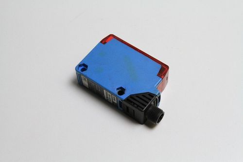 SICK WL250-P430S02 Reflex Photoelectric Switch WL250-P430S02 internally light on — image 4