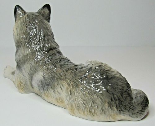 John Beswick Wolves - WOLF Lying - New for 2018 — image 4
