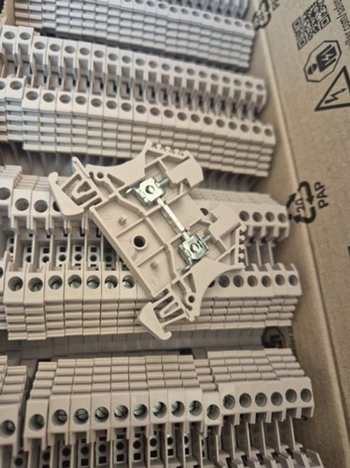 100 x Weidmuller 1020000000 WDU 2.5 Terminal Block 600v 20A AWG 26-12 - Incl VAT