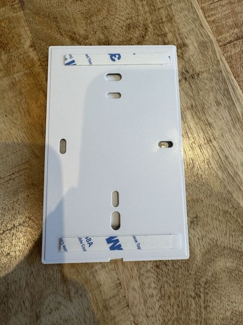 Philips Hue Magnetic Wall Plate - For Dimmer Switch V2 — image 2