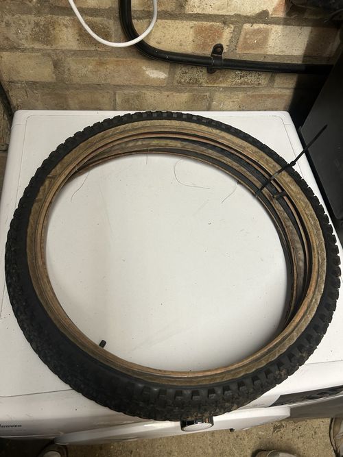 Mitsuboshi Comp 3 III bmx 20” Tires & Tubes 20x1.75 Old School Vintage Bmx — image 1