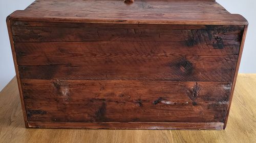 Victorian small pine chest/ trunk /storage box/ blanket box refurbished — image 23