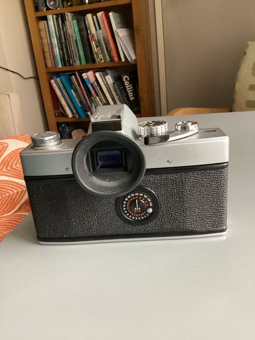 Minolta SRT101 with RokkorPF 58mm f1.4 lens — image 4