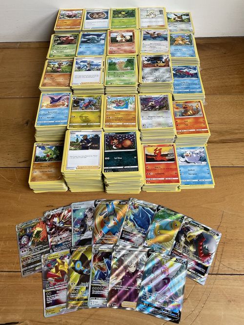 50x Pokemon Card Bundle TCG Rare Holo 100% Genuine Pokémon Cards Collection — image 1