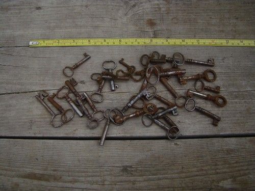 Vintage Keys Winding Barrel Skeleton Lever Door Cabinet Furniture Key Salvaged