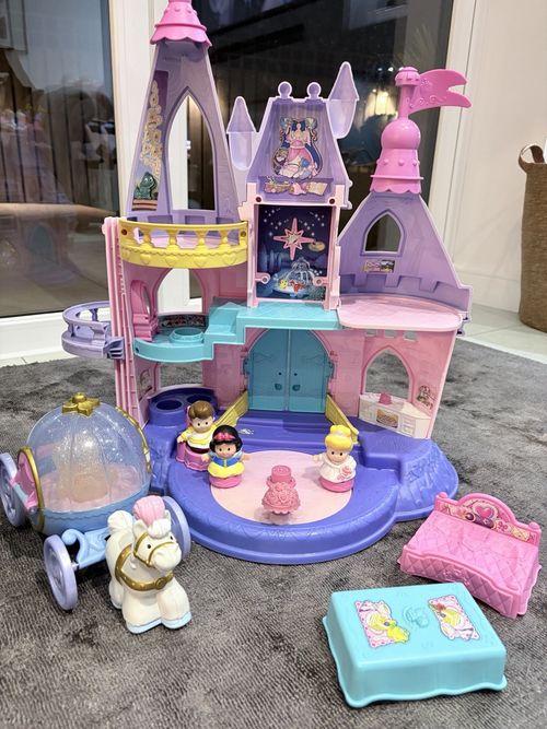 Fisher Price Little People Disney Princess Songs Palace 2012 & Cinderella Coach — image 2