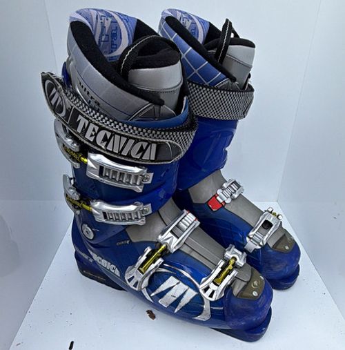 Tecnica Vento 8 Men’s Ski Boots 28/28.5 324mm 102mm Last Stiff Flex Blue/Grey