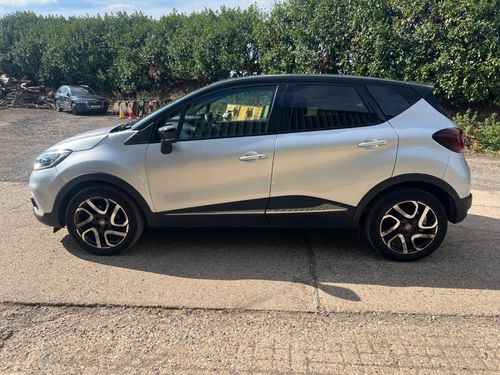 RENAULT CAPTUR DYNAMIQUE S NAV 2018 - PLATE SUV DIESEL — image 7