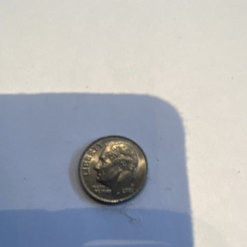1946 US Roosevelt Dime Silver Coin - Uncertified, Ungraded, Dime Denomination