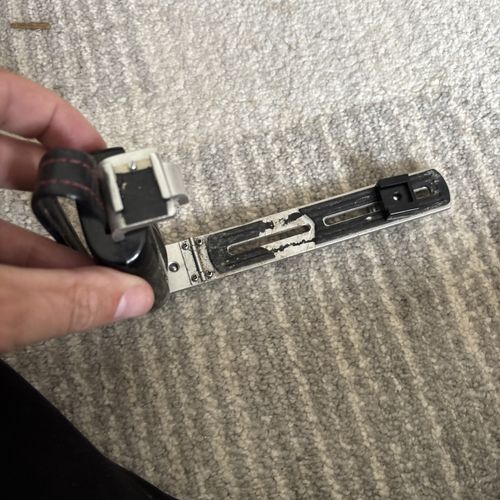 Vintage L bracket for camera flash with grip — image 4